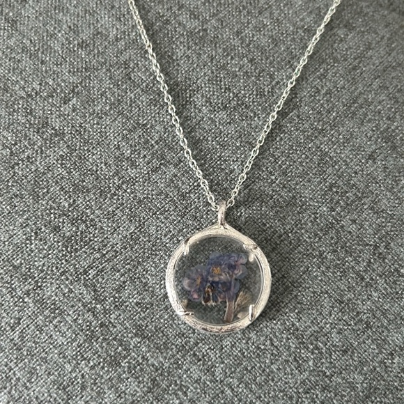 Small Botanical Necklace Pressed Flower Forget Me Nots Catherine Weitzman - Picture 2 of 6